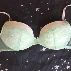 Victoria's Secret push up bra